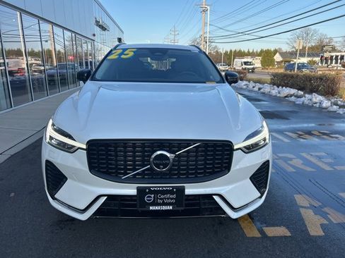 Certified 2025 Volvo XC60 B5 Plus image 7
