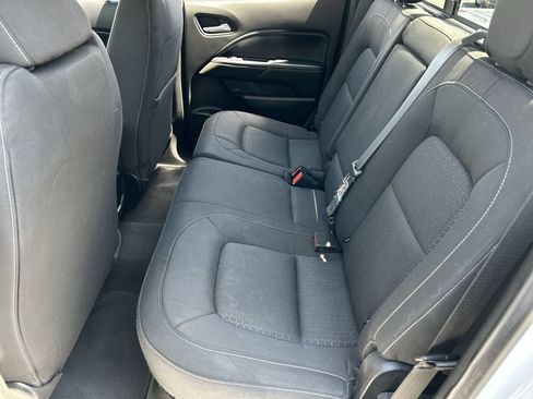 Used 2020 GMC Canyon SLE w/ Driver Alert Package RWD image 25