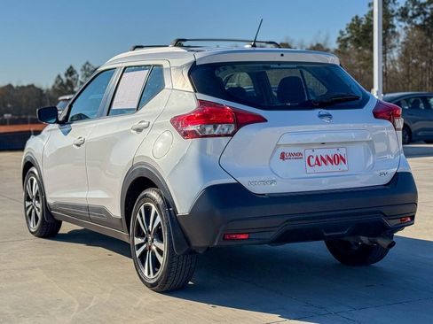 Used 2019 Nissan Kicks SV w/ Exterior Package image 7