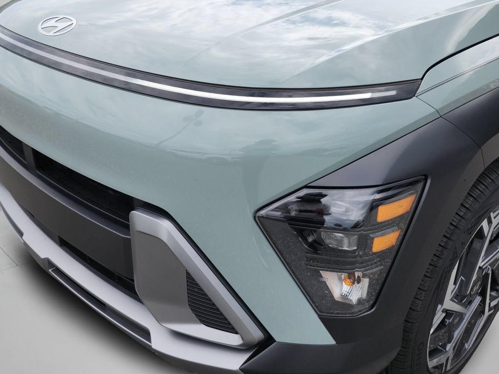 New 2026 Hyundai Kona SEL Premium AWD/4WD image 13