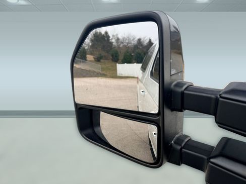 Used 2020 Ford F250 Lariat image 30