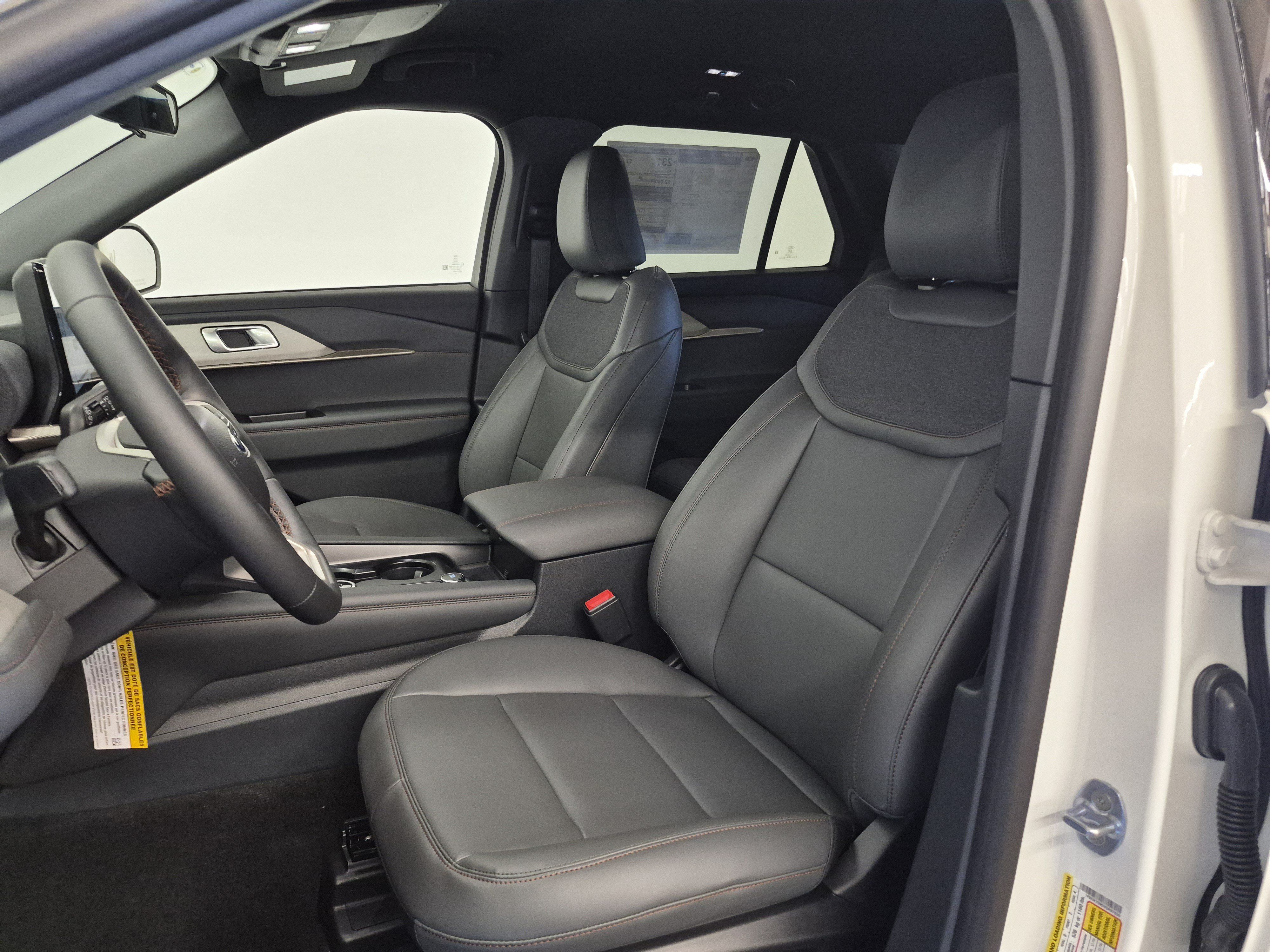 New 2027 Ford Explorer Active w/ Active Comfort Package RWD image 10