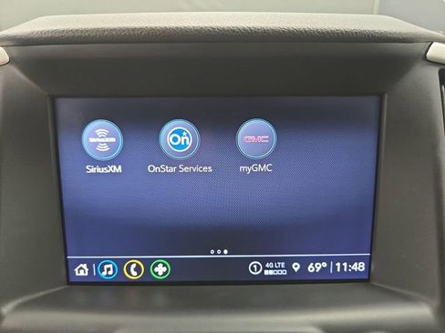 Used 2024 GMC Terrain SLT image 34