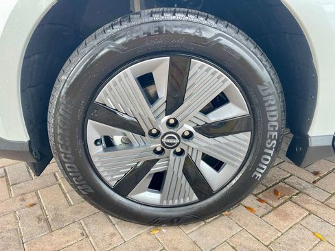 Used 2025 Nissan Murano SL image 10