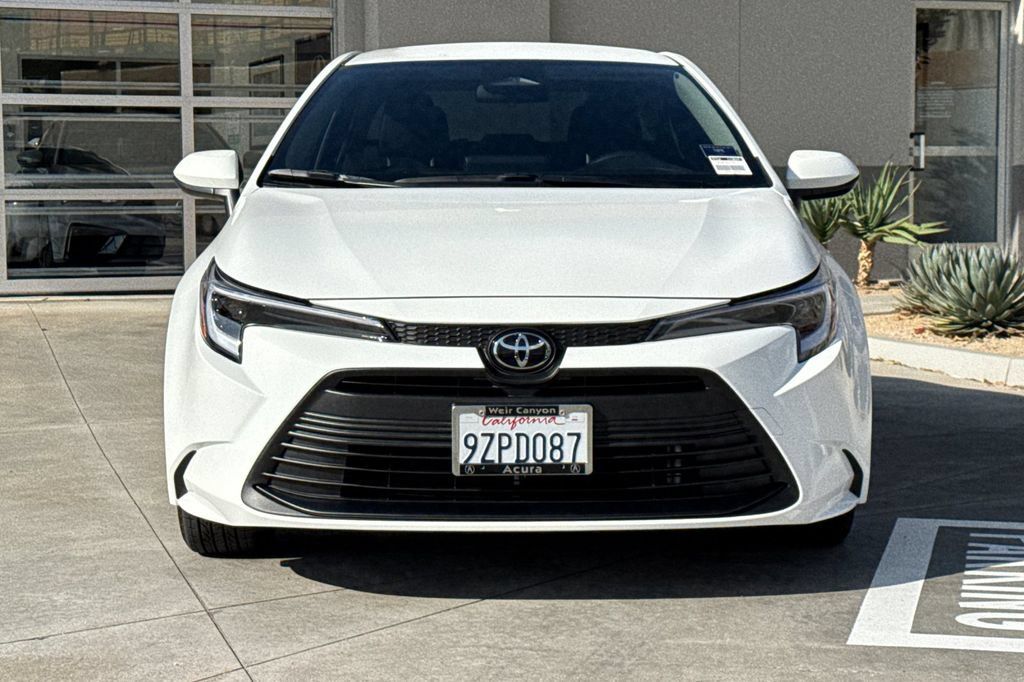 Used 2026 Toyota Corolla LE FWD image 11