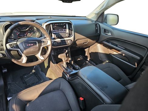 Used 2016 GMC Canyon SLE RWD image 10
