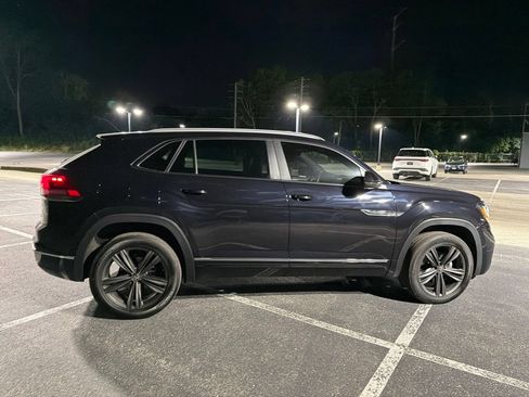 Used 2022 Volkswagen Atlas Cross Sport SEL R-Line AWD/4WD image 7