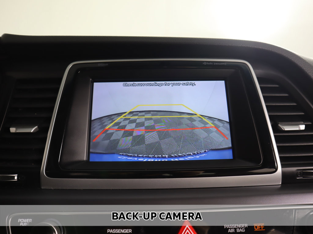 Used 2019 Hyundai Sonata SEL w/ Winter Weather Package FWD image 4