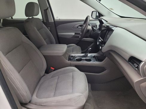 Used 2019 Chevrolet Traverse LT image 21