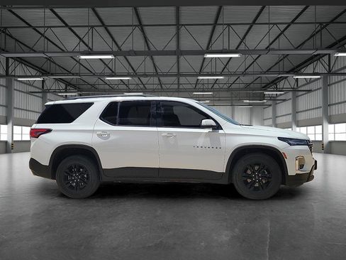 Used 2023 Chevrolet Traverse LT w/ Midnight/Sport Edition AWD/4WD image 5