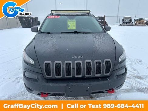 Used 2016 Jeep Cherokee Trailhawk w/ Leather Interior Group image 8