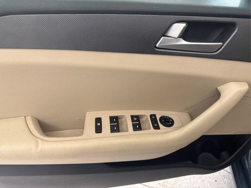 Used 2016 Hyundai Sonata SE FWD image 32