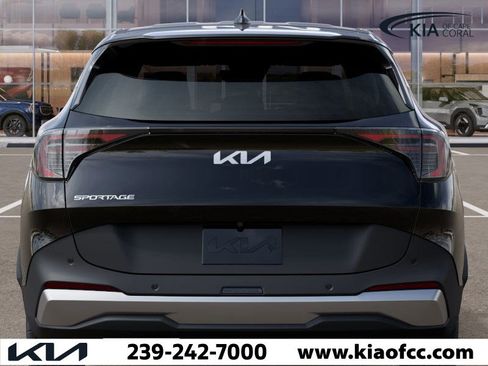 New 2026 Kia Sportage LX image 13