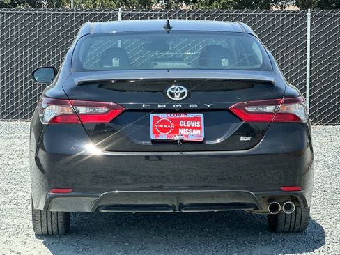 Used 2023 Toyota Camry SE FWD image 8