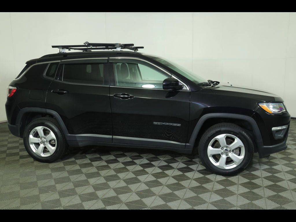 Used 2020 Jeep Compass Latitude AWD/4WD image 5