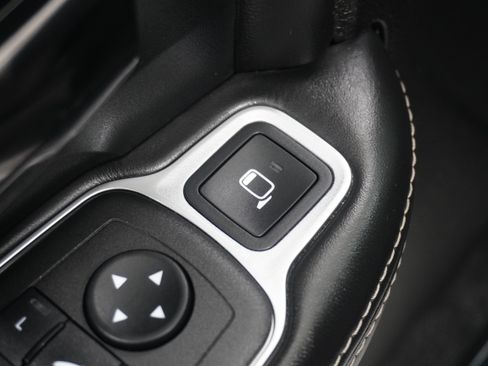 Used 2022 RAM 3500 Limited AWD/4WD image 33