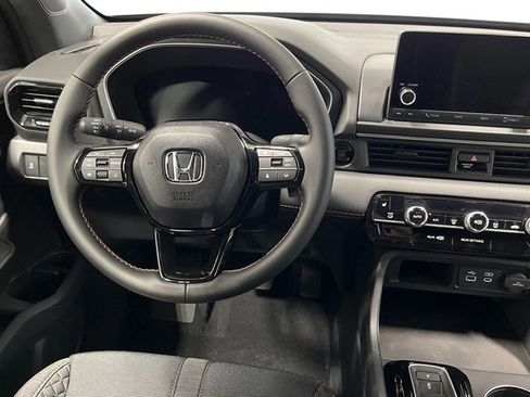 New 2025 Honda Pilot Sport image 21