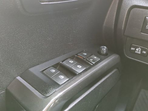 Used 2023 Toyota Tacoma TRD Sport image 20