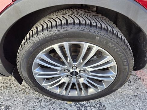 Used 2017 Lincoln MKX Reserve image 4