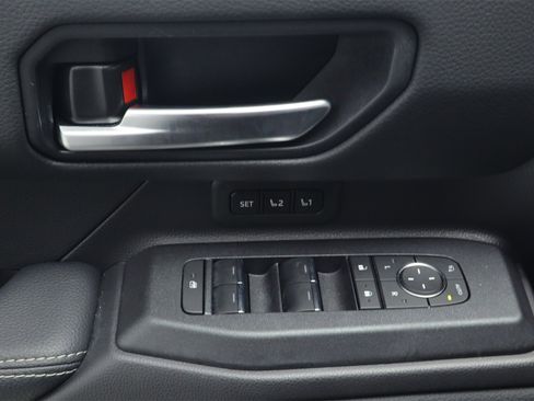 Used 2025 Toyota Land Cruiser w/ Premium Package image 22