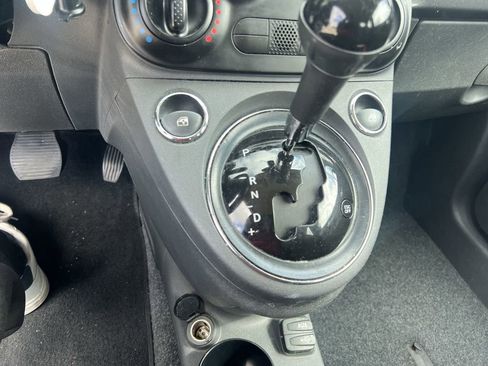 Used 2017 FIAT 500 Pop image 18