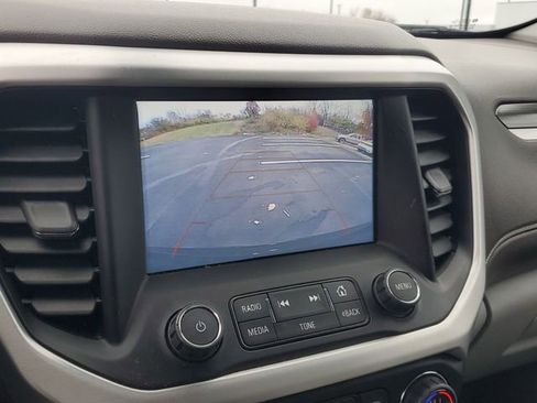 Used 2019 GMC Acadia SLT w/ LPO, Floor Liner Package image 24