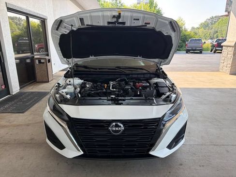 Used 2023 Nissan Altima 2.5 S FWD image 13