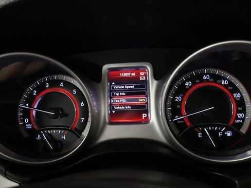 Used 2013 Dodge Journey SXT w/ Flexible Seating Group image 15