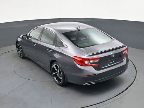 Used 2018 Honda Accord Sport image 24
