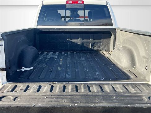 Used 2019 RAM 1500 Big Horn image 24