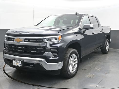 Used 2024 Chevrolet Silverado 1500 LT image 4