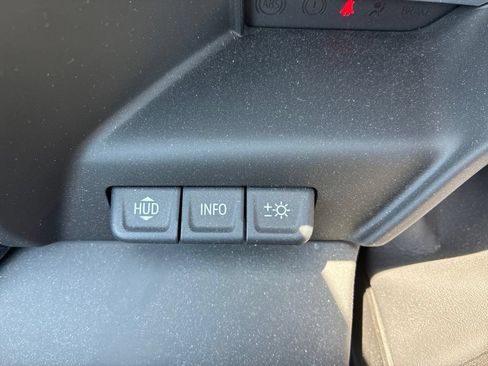 Used 2023 GMC Sierra 1500 Denali Ultimate AWD/4WD image 12