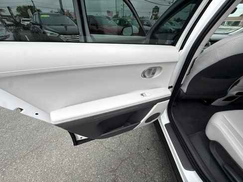 Used 2023 Hyundai Ioniq 5 SEL AWD/4WD image 33