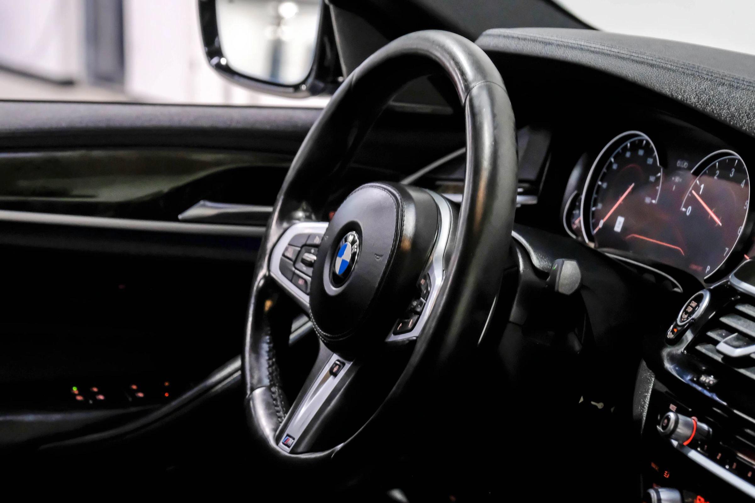 Used 2017 BMW 540i RWD image 22