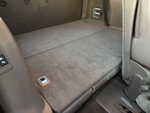 Used 2011 Lexus GX 460 w/ Comfort Plus Pkg image 17