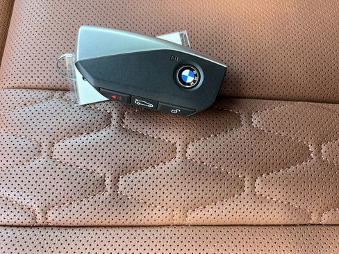 Used 2026 BMW X5 xDrive50e AWD/4WD image 36