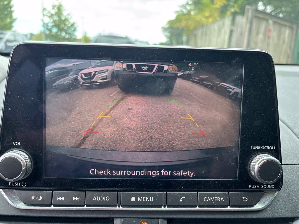 Used 2019 Nissan Altima 2.5 SR FWD image 12