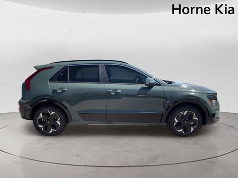 New 2026 Kia Niro Wave FWD image 3