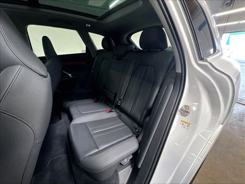 Used 2025 Audi Q5 Premium w/ Premium Plus AWD/4WD image 27