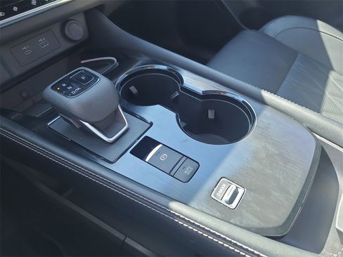 Certified 2023 Nissan Rogue Platinum image 27