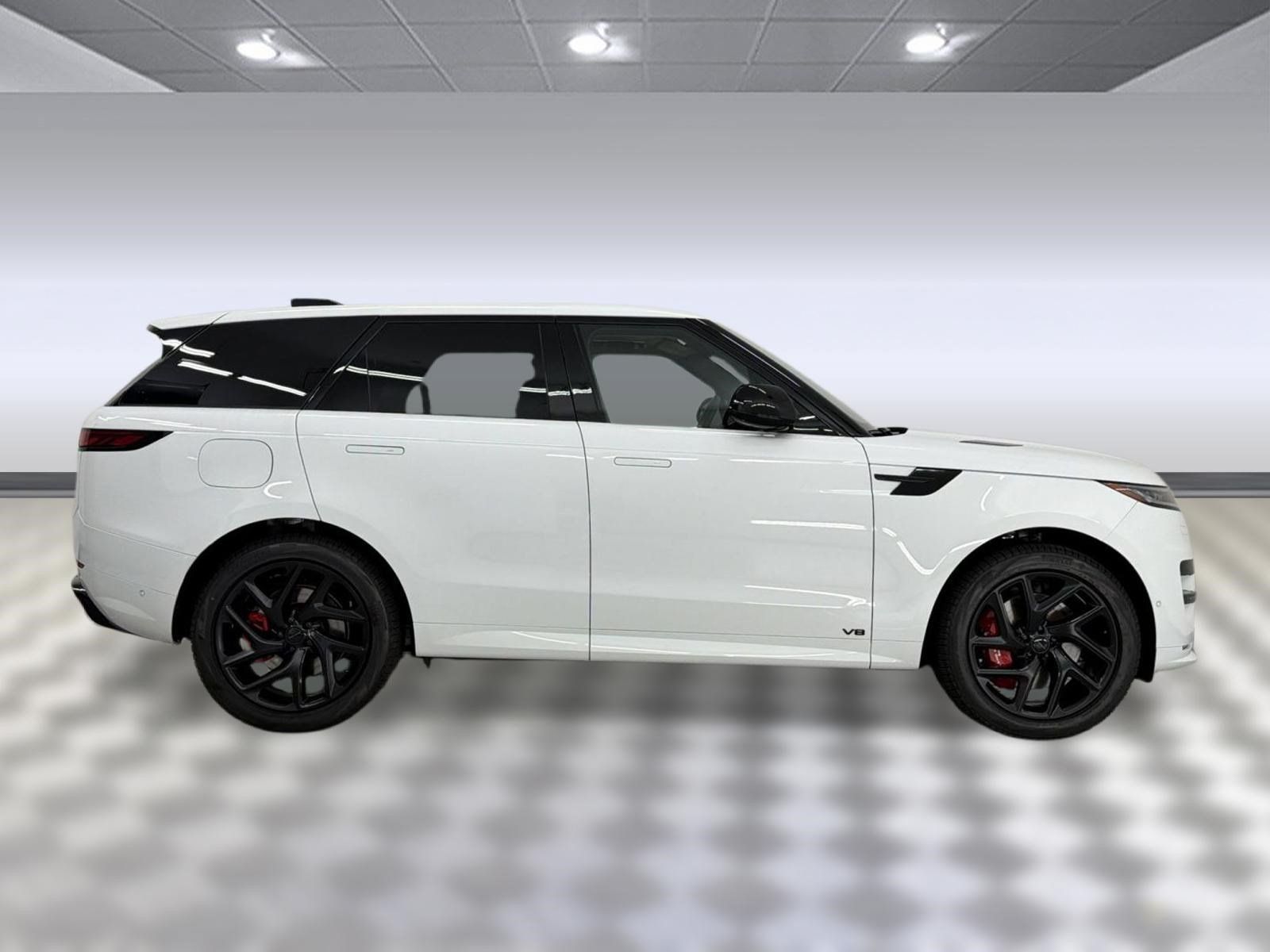 New 2026 Land Rover Range Rover Sport Dynamic SE AWD/4WD image 8
