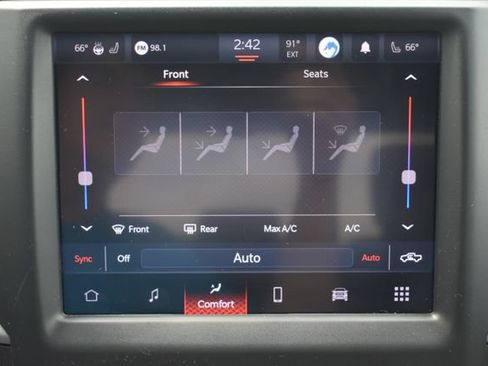 Used 2022 RAM 1500 Express w/ Wheel & Sound Group AWD/4WD image 26