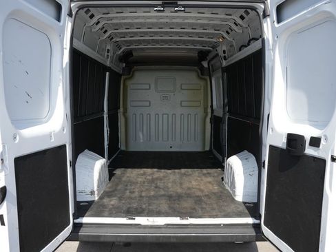Used 2023 RAM ProMaster 2500 FWD image 17