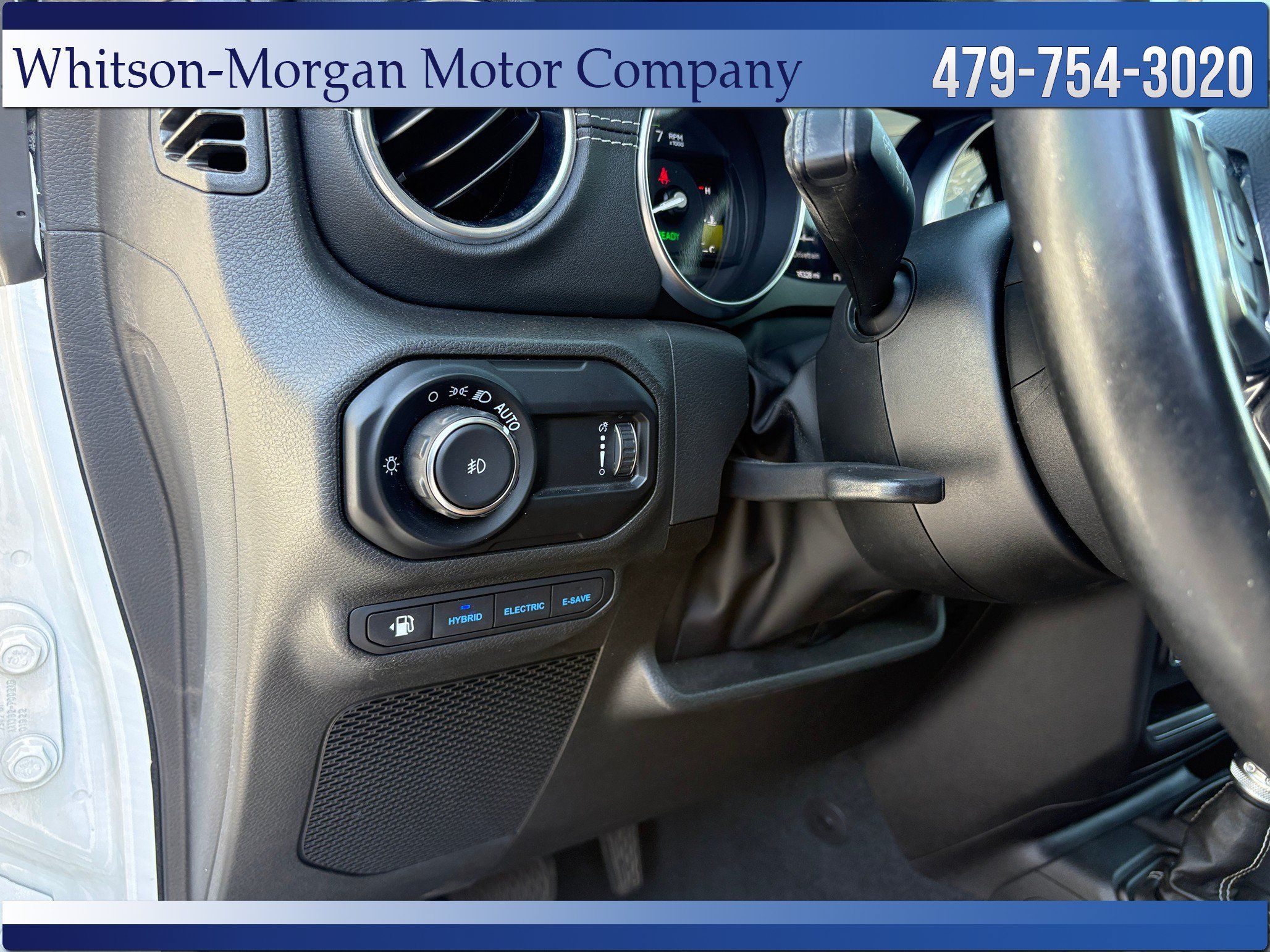 Used 2023 Jeep Wrangler Unlimited Sahara w/ Cold Weather Group AWD/4WD image 6