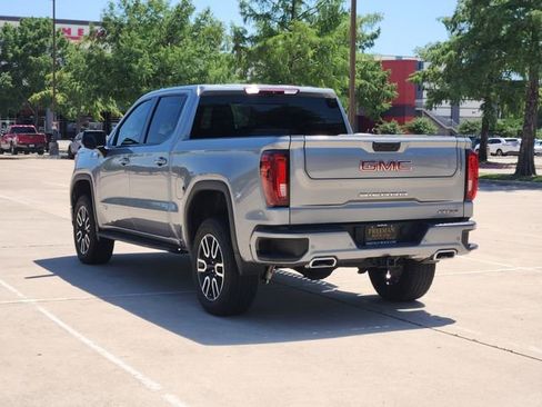 Used 2025 GMC Sierra 1500 AT4 w/ AT4 Premium Package AWD/4WD image 7