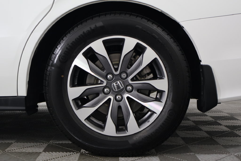 Used 2021 Honda Odyssey EX-L image 17