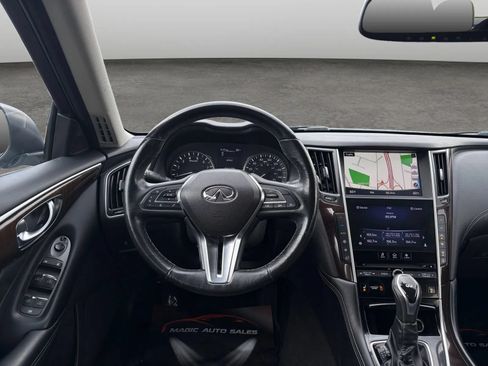 Used 2019 INFINITI Q50 Luxe w/ Essential Package (3.0T Luxe) AWD/4WD image 28