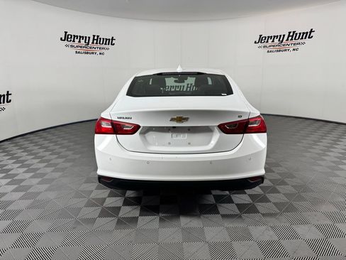 Used 2024 Chevrolet Malibu LT image 9