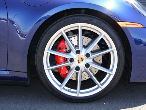 Used 2020 Porsche 911 Carrera S RWD image 27