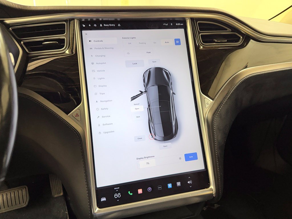 Used 2016 Tesla Model S 70D AWD/4WD image 48